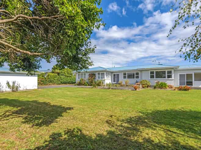 12 Nairn Crescent, Awapuni