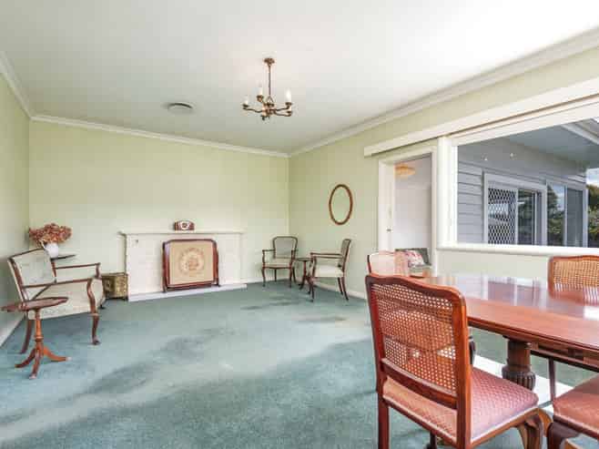 12 Nairn Crescent, Awapuni