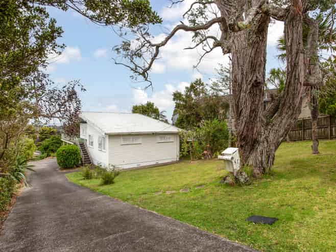 51 Carlisle Road, Torbay