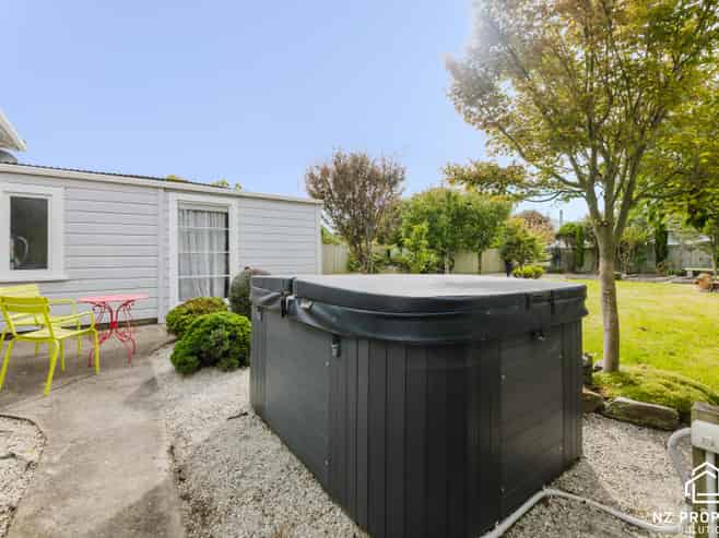 63 Ascot Street, Saint Kilda