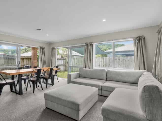 9 Hauora Lane, Taita