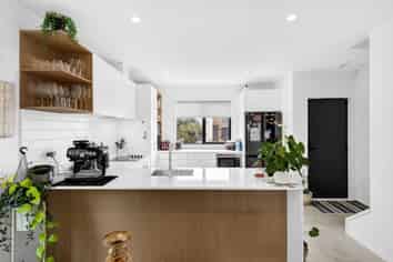7 Renga Renga Road, Flat Bush