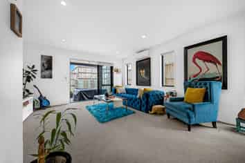 7 Renga Renga Road, Flat Bush