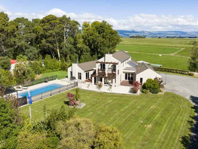 906D Reid Line East, Bunnythorpe