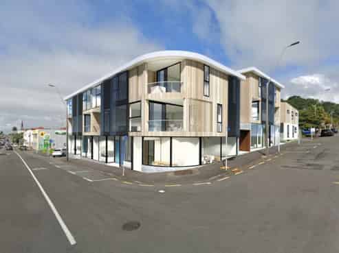 Prime CBD corner with resource consent