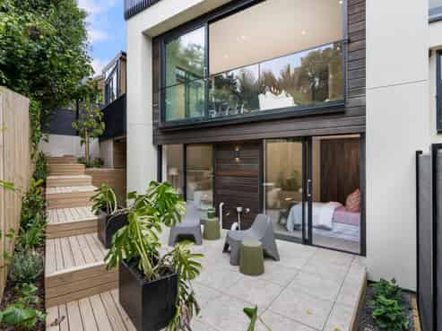 3/8 Westwood Terrace, Saint Marys Bay