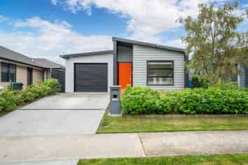 16 Buddle Road, Wallaceville