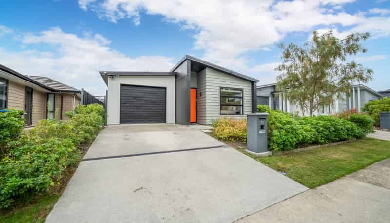16 Buddle Road, Wallaceville