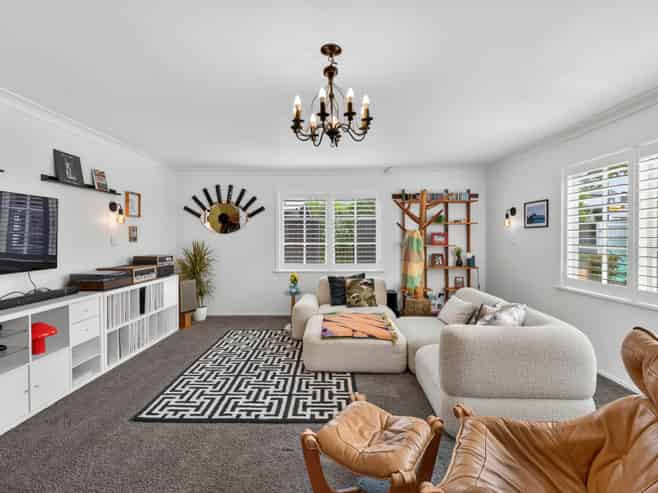 65 Kings Road, Panmure