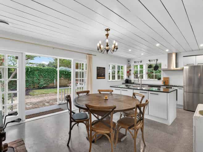 65 Kings Road, Panmure