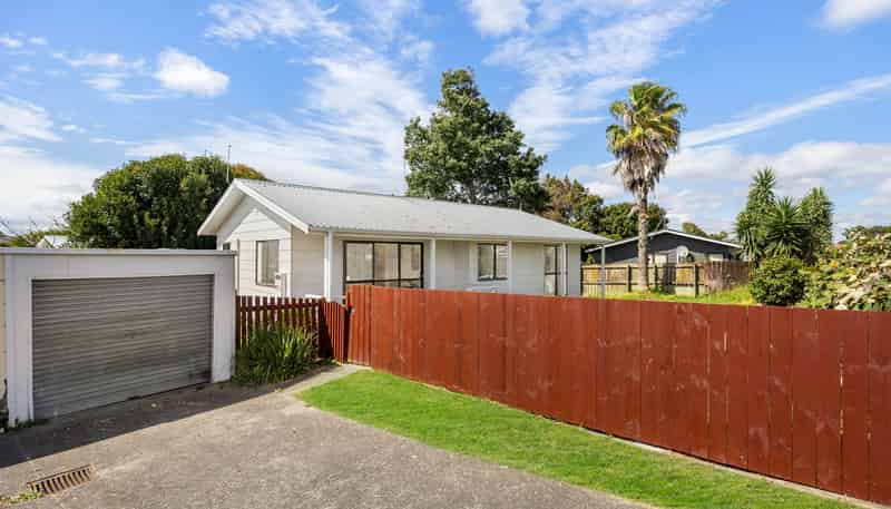 2/90 Shifnal Drive, Randwick Park