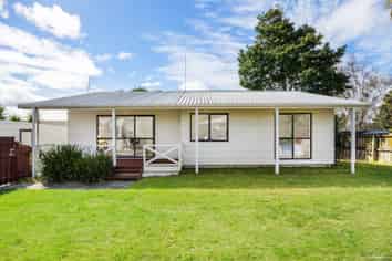 2/90 Shifnal Drive, Randwick Park