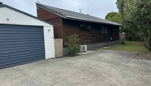 101 Santiago Crescent, Unsworth Heights