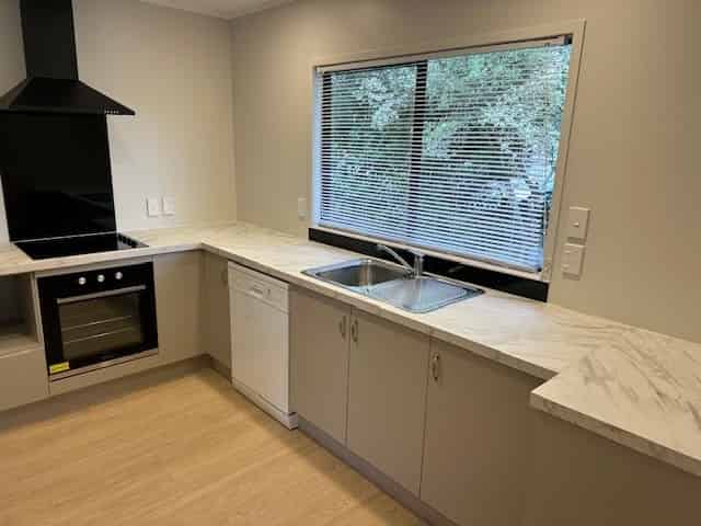 101 Santiago Crescent, Unsworth Heights