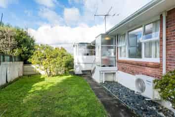 2/5 Ellen Avenue, Hillcrest