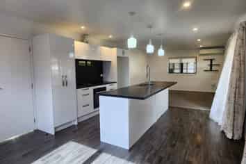 13A Tui Road, Western Heights