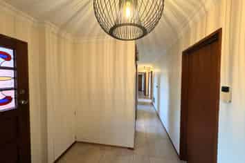 90 Rossall Street, Merivale