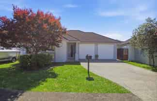 4 Lanyard Street, Pyes Pa