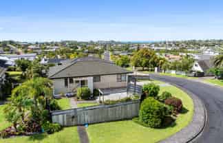 38a Albatross Road, Red Beach