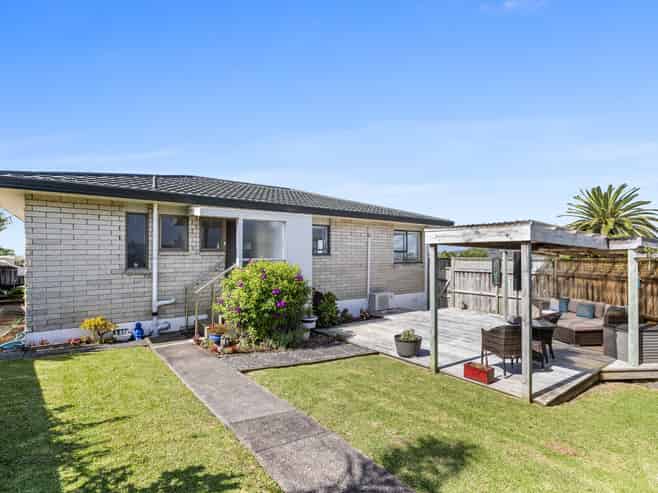 38a Albatross Road, Red Beach