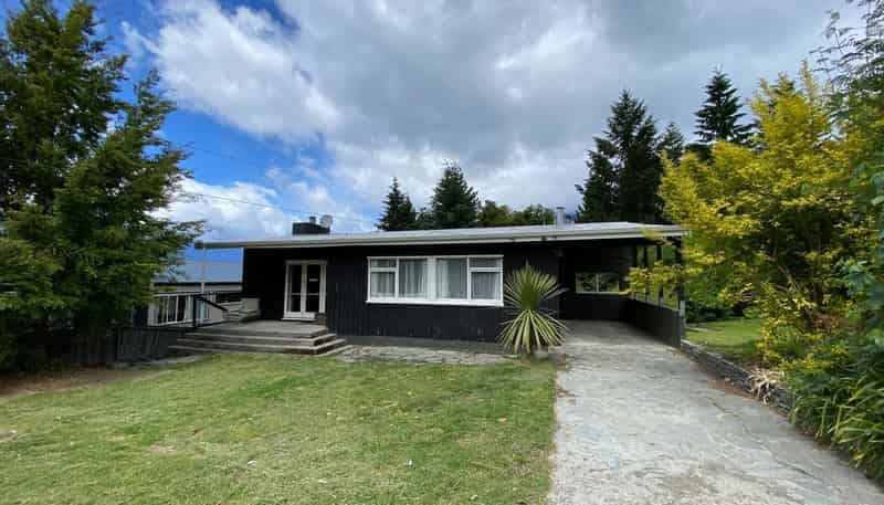 98 Thompson St, Queenstown