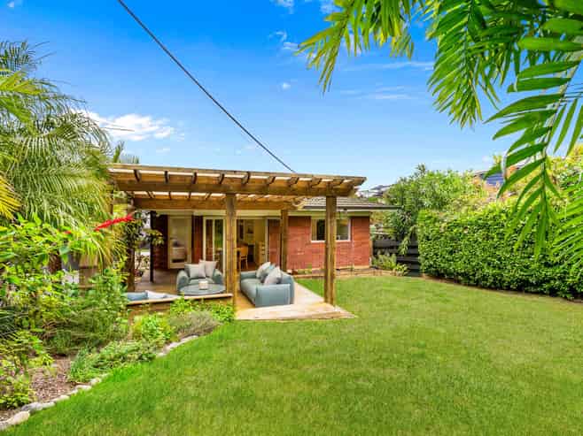 1/6 Hythe Terrace, Mairangi Bay