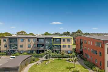 201/7C Hinaki Street, Point England