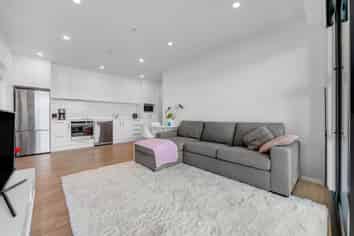 201/7C Hinaki Street, Point England