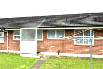 2/16 Waipuna Road, Mount Wellington