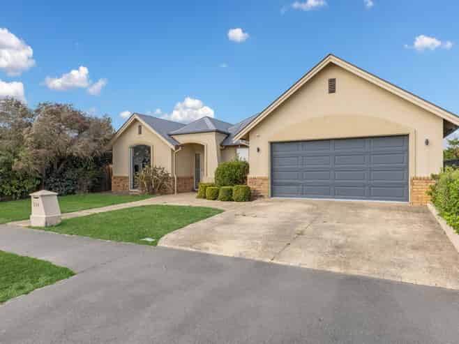 562 Bower Avenue, Waimairi Beach