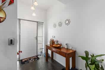 562 Bower Avenue, Waimairi Beach