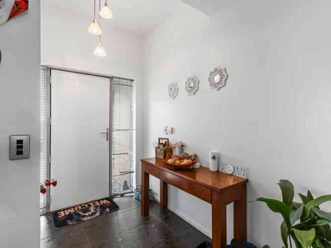 562 Bower Avenue, Waimairi Beach