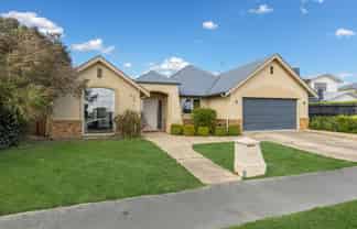 562 Bower Avenue, Waimairi Beach