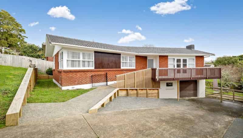 71 Gossamer Drive, Pakuranga Heights