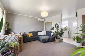 2/112 Roy Street, Palmerston North
