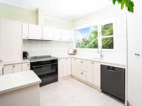 60 Hatton Street, Karori