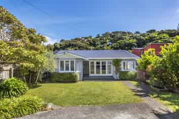 49 Cluny Road, Plimmerton