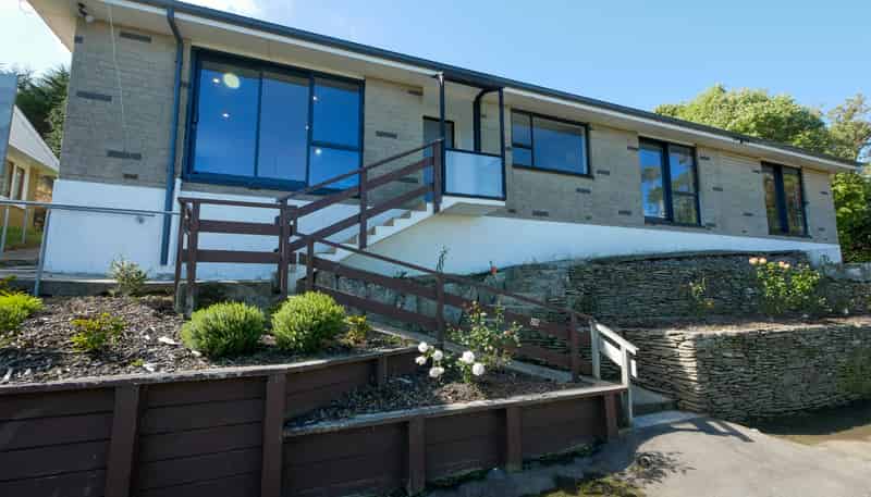 20 Larnach Road, Waverley