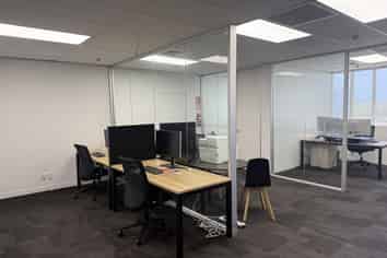 120sqm premium corner office – Howick central