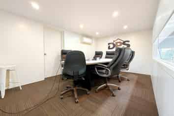 Functional Industrial Unit | Pakuranga 175 m2