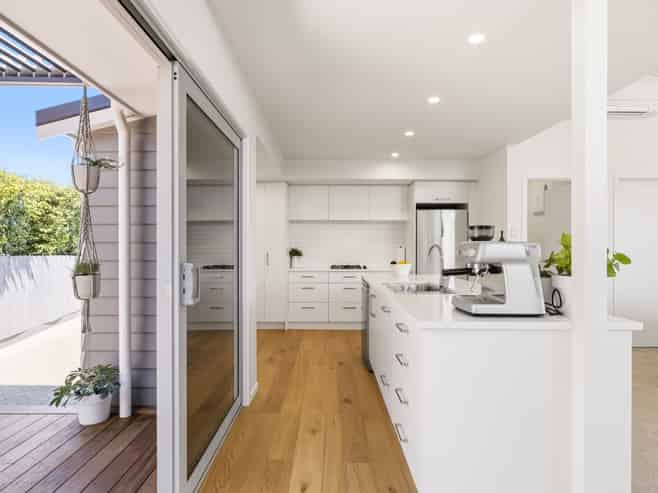 15 Beachman Grove, Hilltop