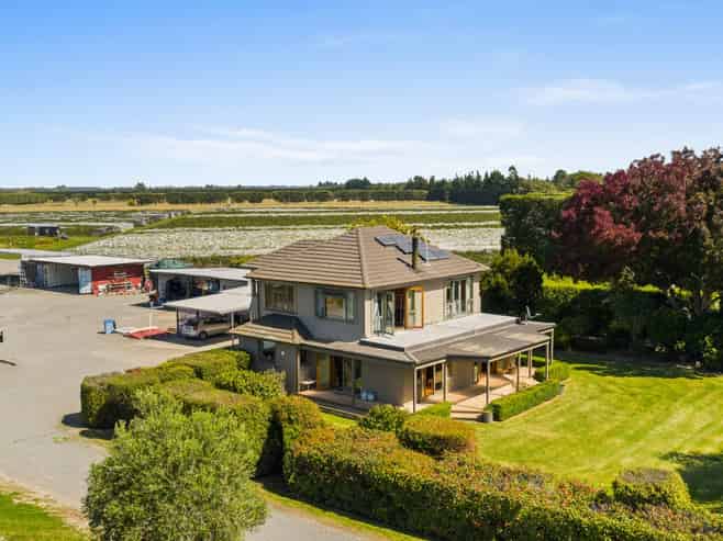 2321 Main South Road, Burnham