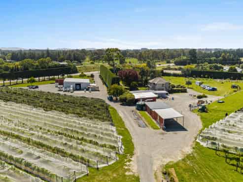 2321 Main South Road, Burnham