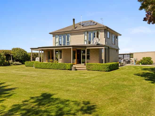 2321 Main South Road, Burnham