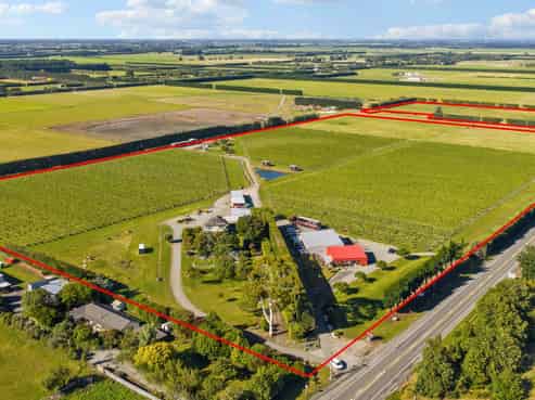 2321 Main South Road, Burnham