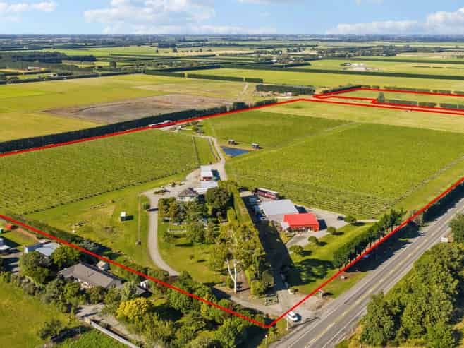 2321 Main South Road, Burnham