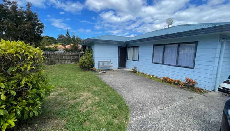 1/14 Knott Road, Stanmore Bay