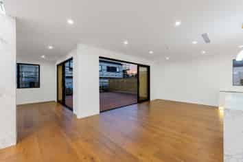 55 Streamview Way, Long Bay