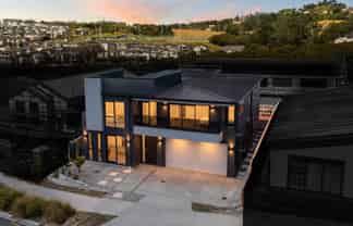 55 Streamview Way, Long Bay