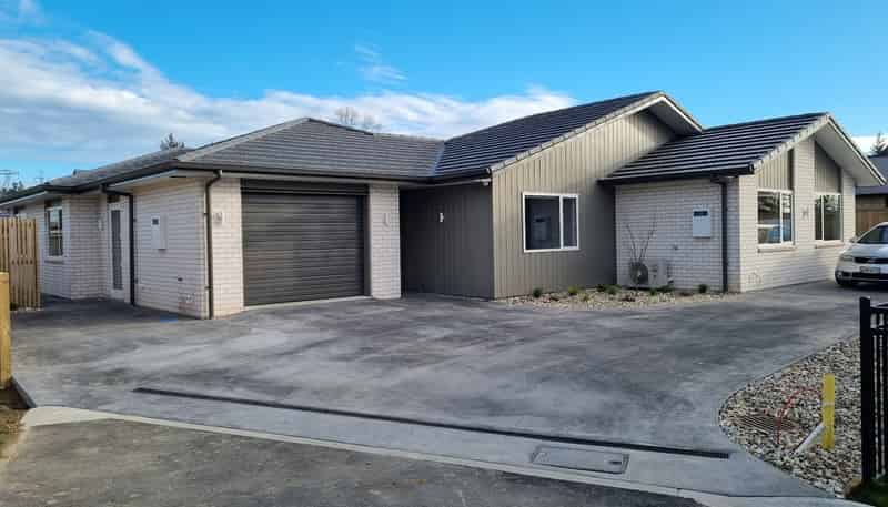 19A Silverwood Lane, Leamington